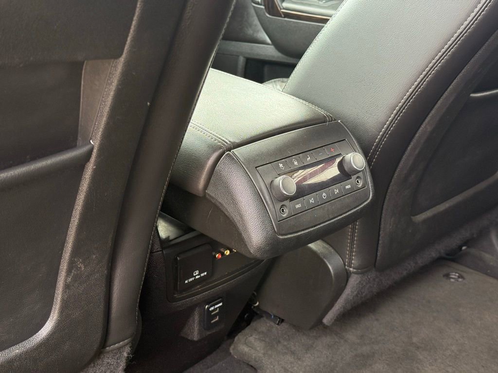 Used 2015 GMC Acadia Denali AWD/4WD image 30