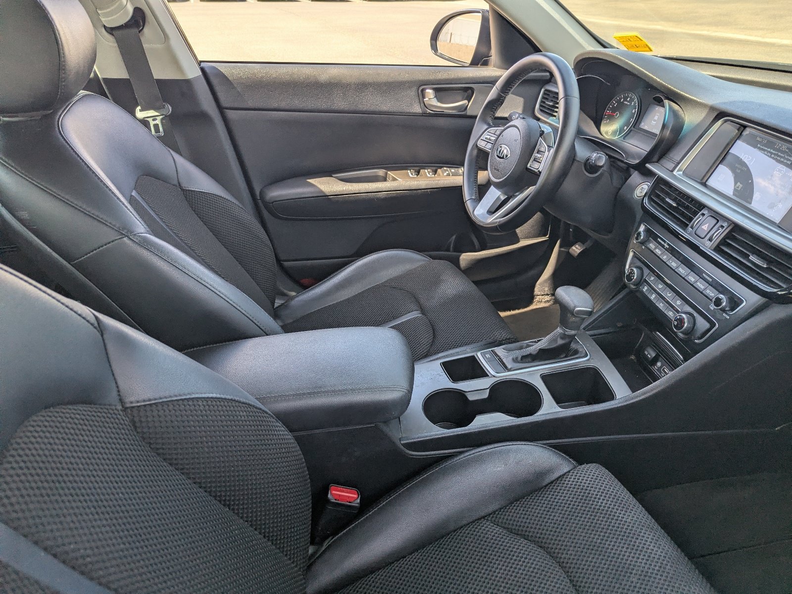 Used 2020 Kia Optima S FWD image 12