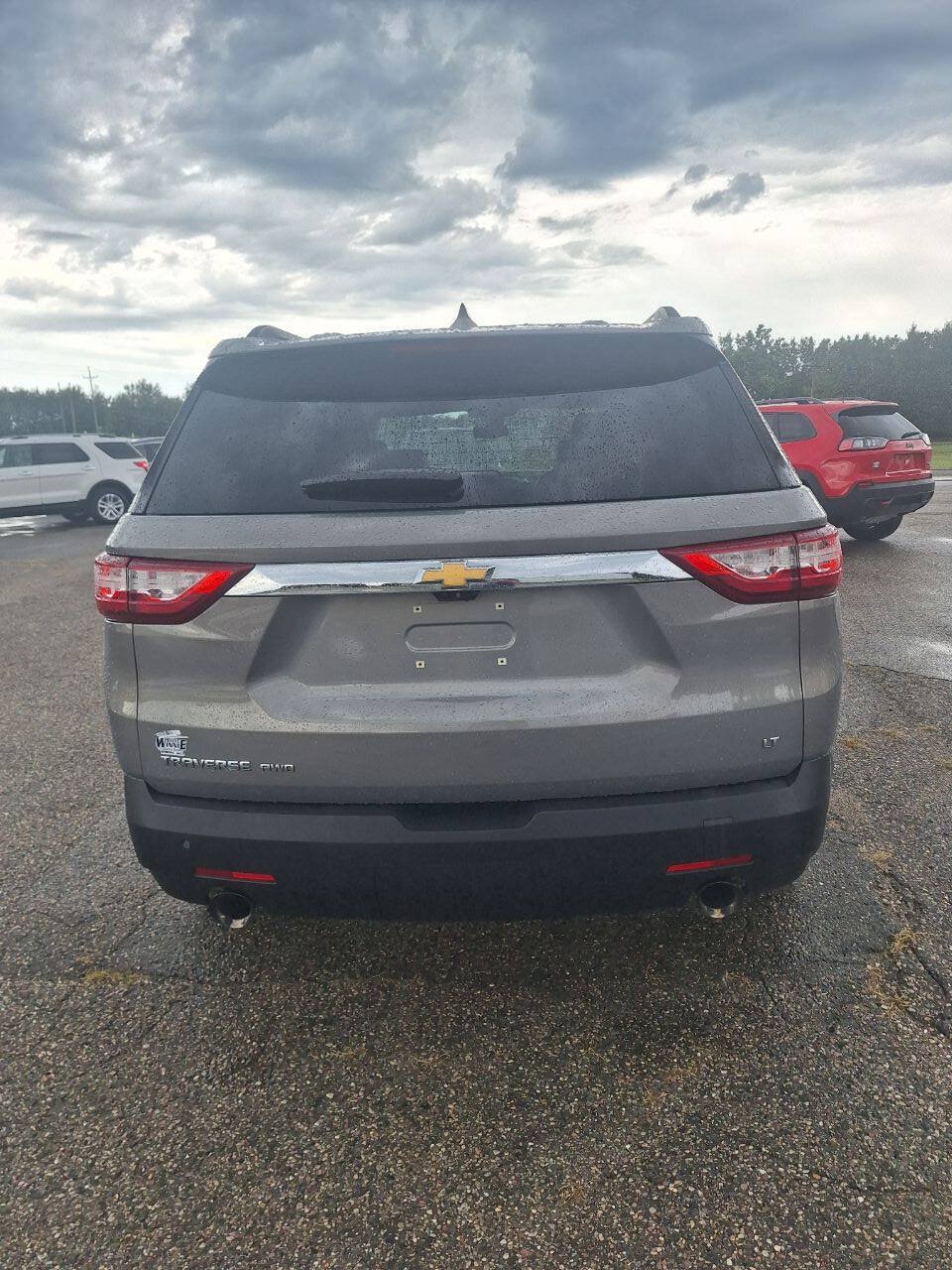 Used 2019 Chevrolet Traverse LT w/ LT Premium Package AWD/4WD image 5