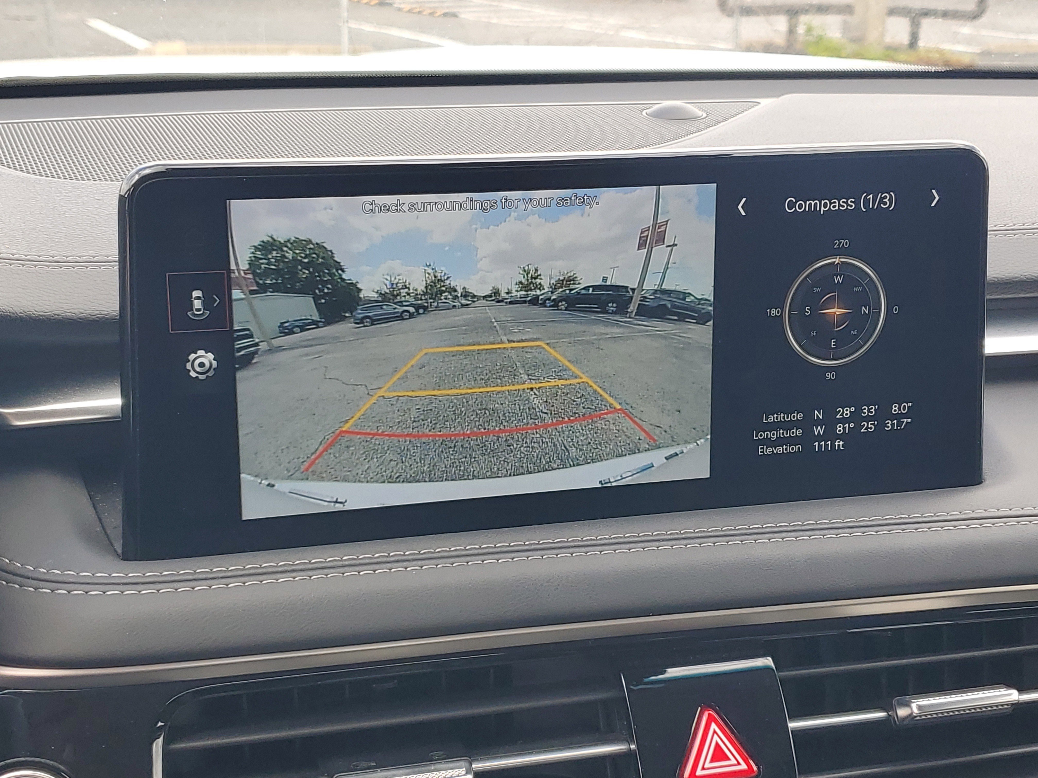 Used 2025 Genesis G70 2.5T image 22