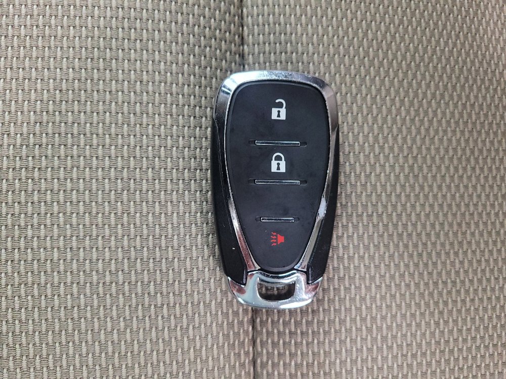 Used 2023 Chevrolet Traverse LS w/ Midnight/Sport Edition FWD image 32