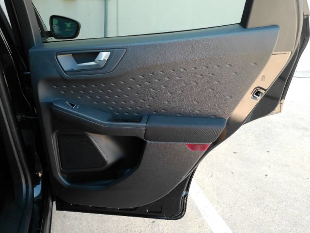 Used 2020 Ford Escape SE FWD image 17