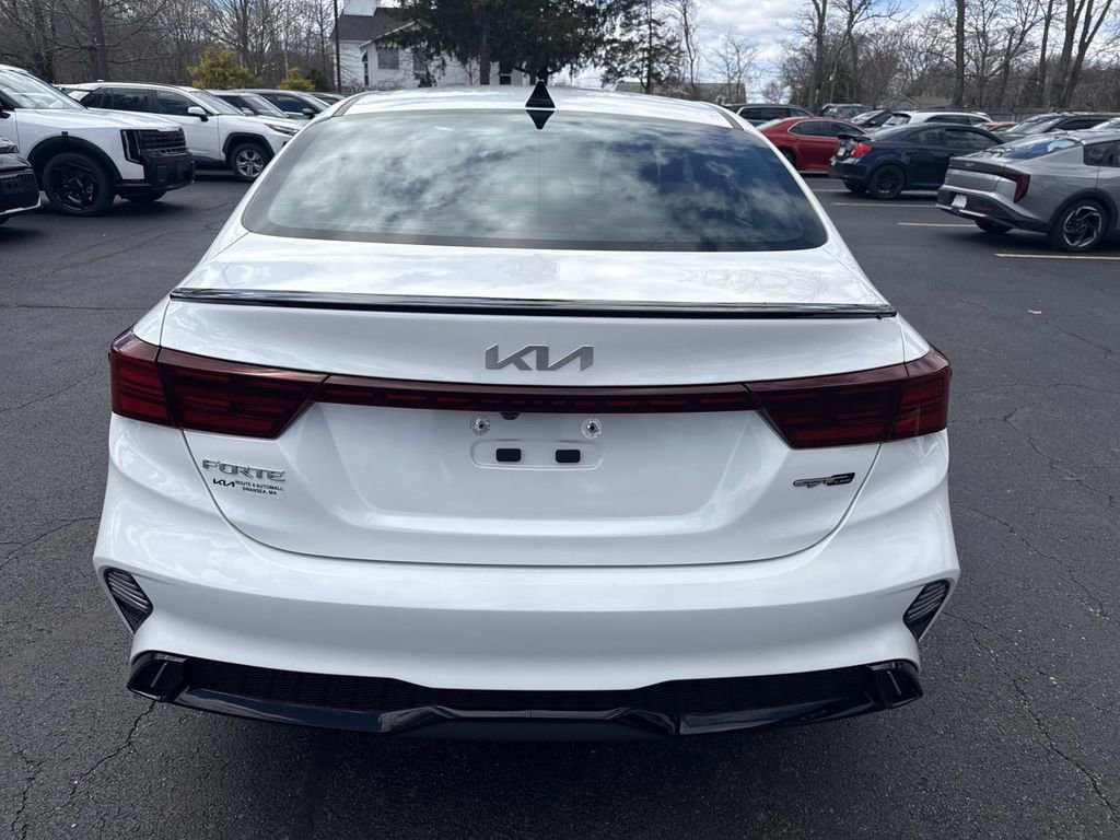 Used 2023 Kia Forte GT-Line image 4