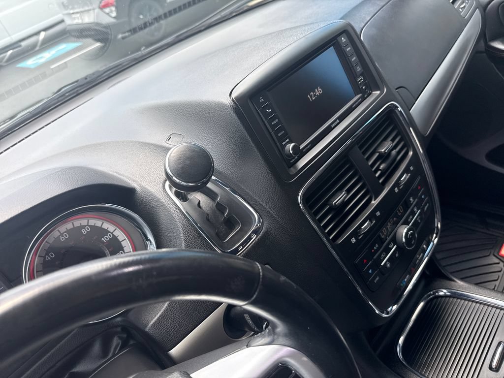 Used 2019 Dodge Grand Caravan GT FWD image 35