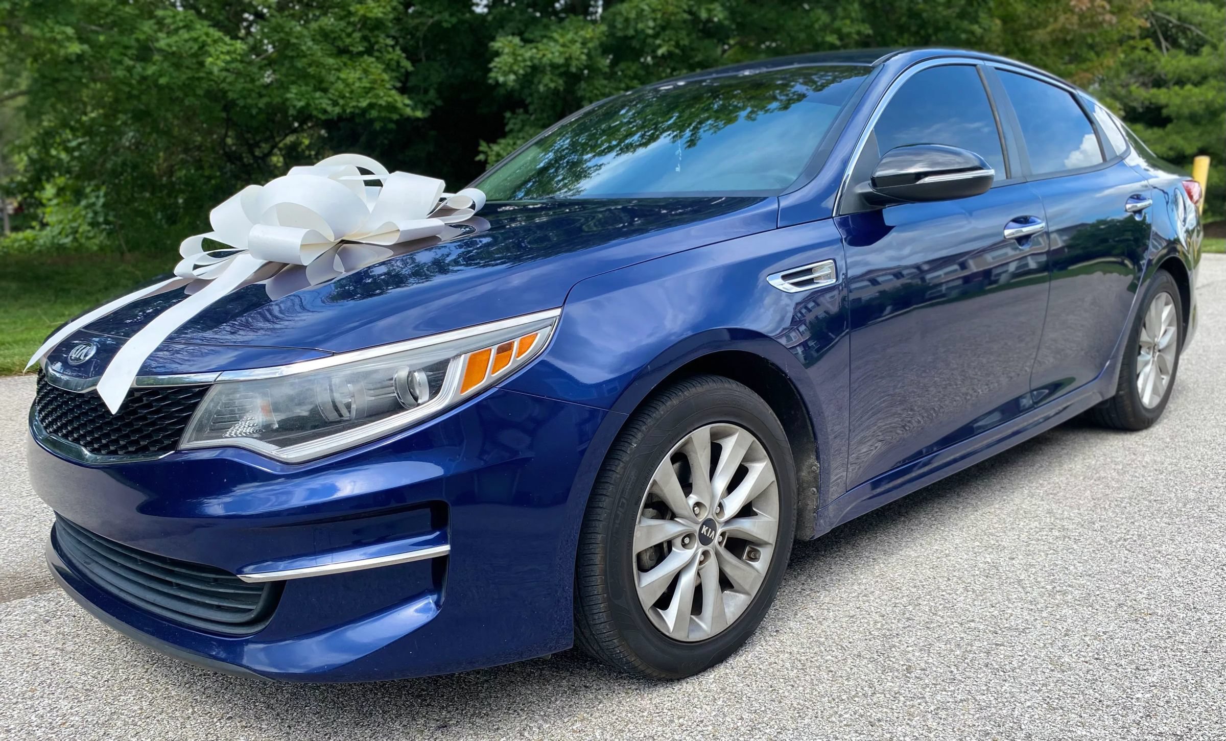 Used 2017 Kia Optima LX FWD image 1