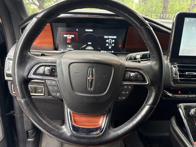 Used 2019 Lincoln Navigator Reserve w/ Cargo Package AWD/4WD image 11