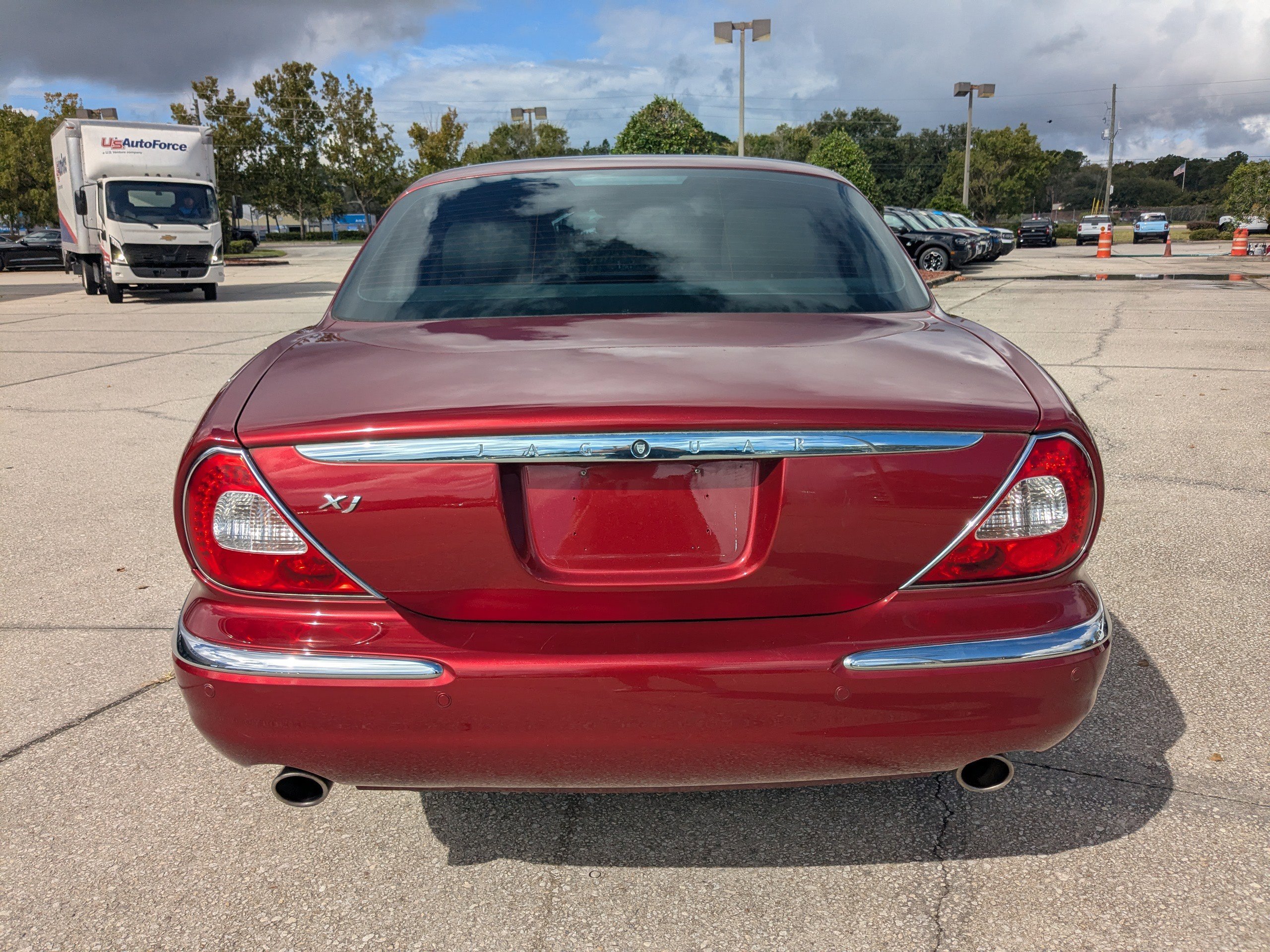 Used 2006 Jaguar XJ8 image 5