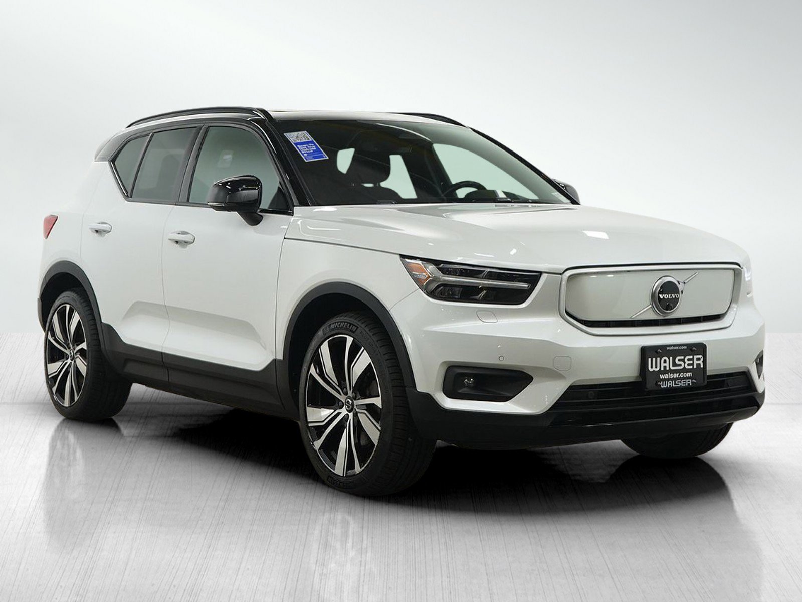Used 2021 Volvo XC40 P8 Recharge w/ Advanced Package image 8