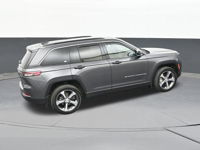 Used 2024 Jeep Grand Cherokee Limited AWD/4WD image 65