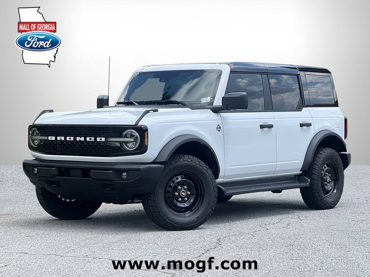 New 2026 Ford Bronco Outer Banks AWD/4WD image 1
