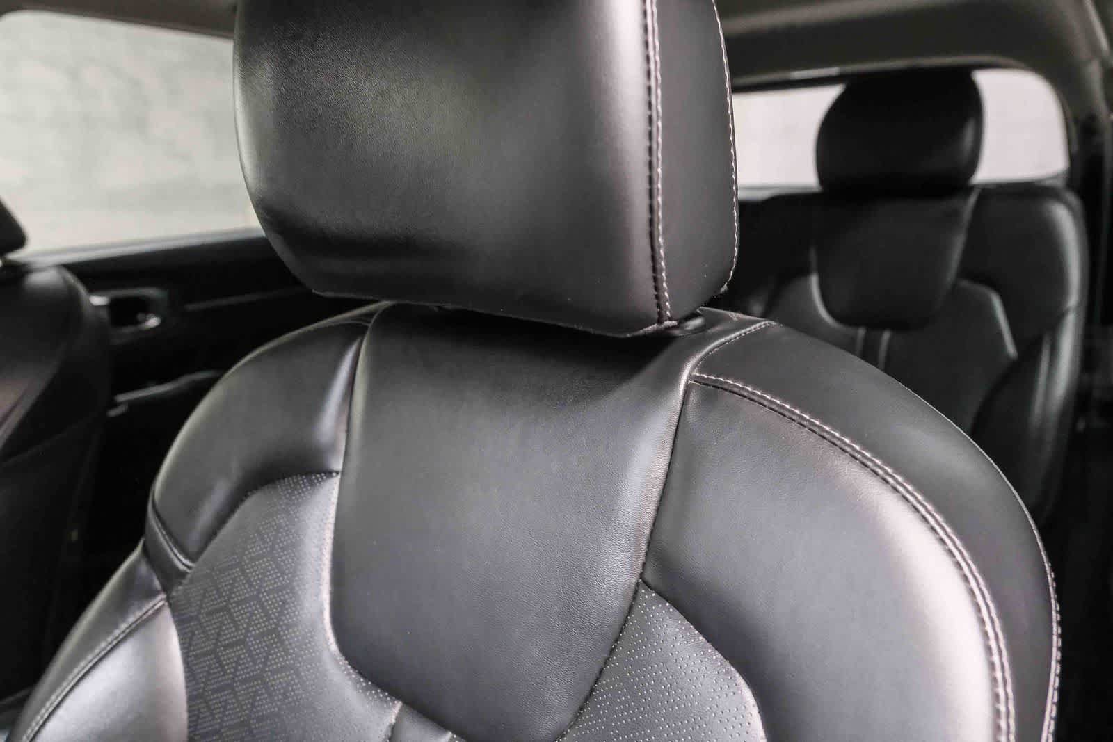 Used 2023 Kia Sorento SX FWD image 25