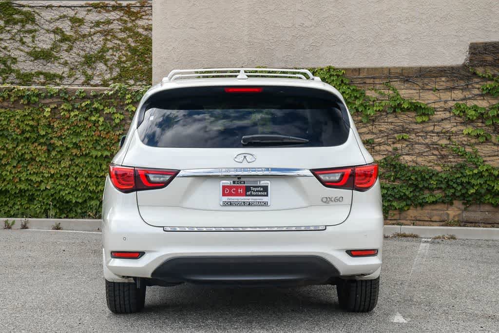Used 2020 INFINITI QX60 Luxe w/ Essential Package FWD image 8