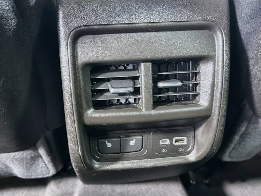 Used 2023 Cadillac XT4 Sport AWD/4WD image 26
