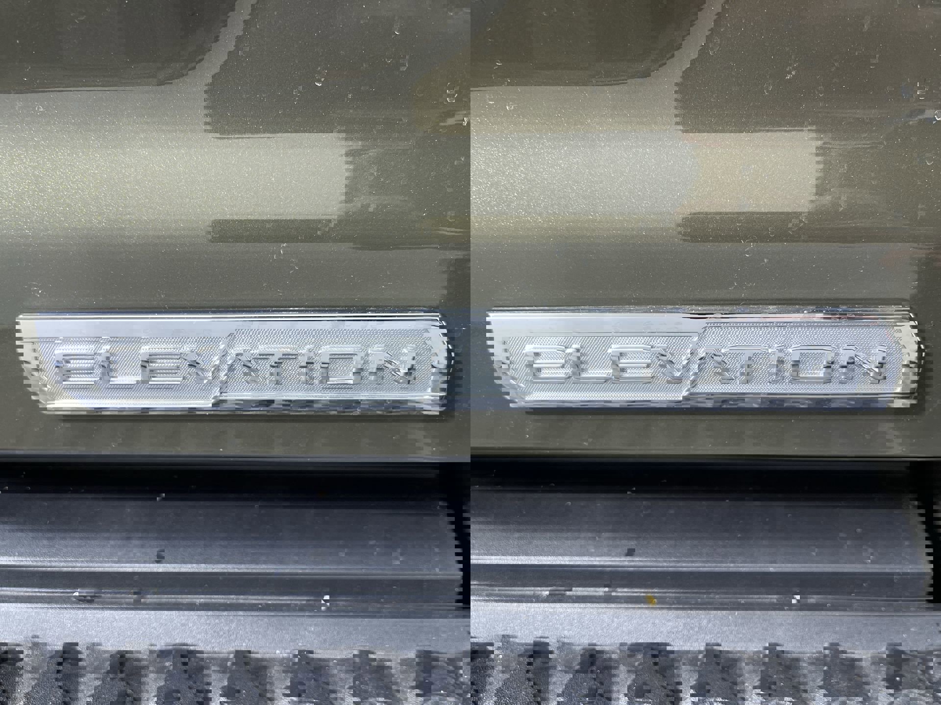 Used 2024 GMC Canyon Elevation image 22