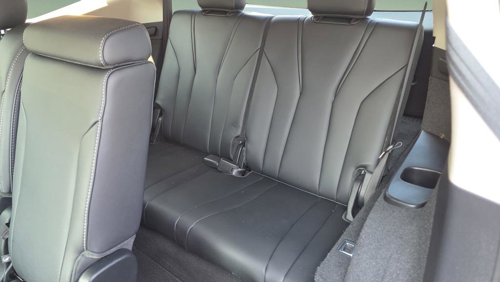 Used 2023 Acura MDX SH-AWD w/ Technology Package image 28