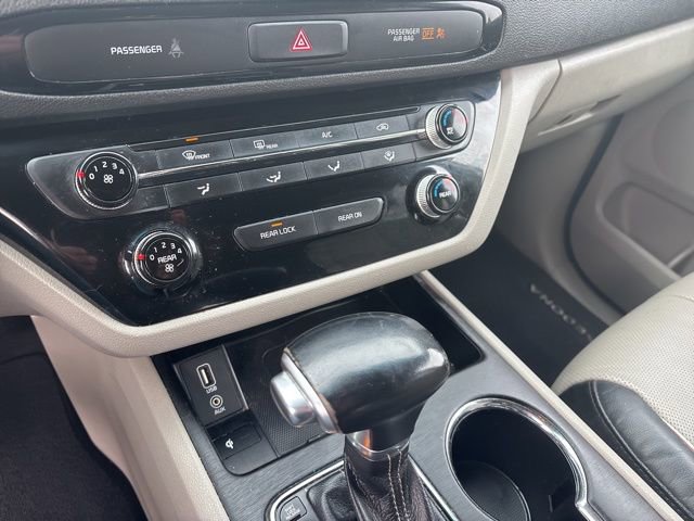 Used 2019 Kia Sedona EX image 23