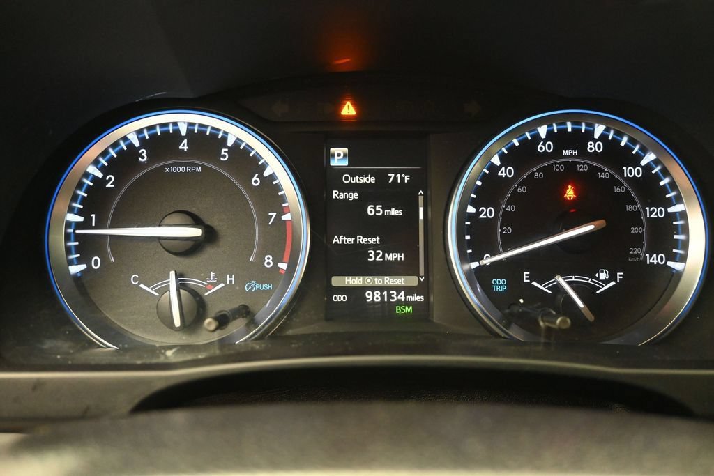 Used 2019 Toyota Highlander XLE AWD/4WD image 21