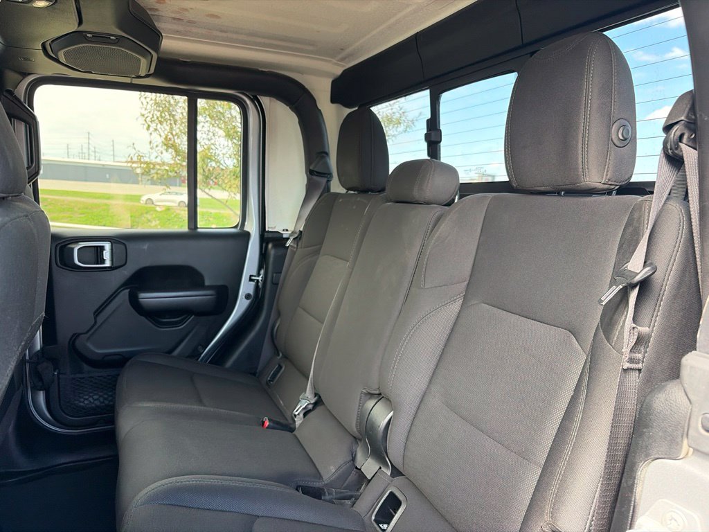 Used 2020 Jeep Gladiator Sport w/ Quick Order Package 24S AWD/4WD image 38