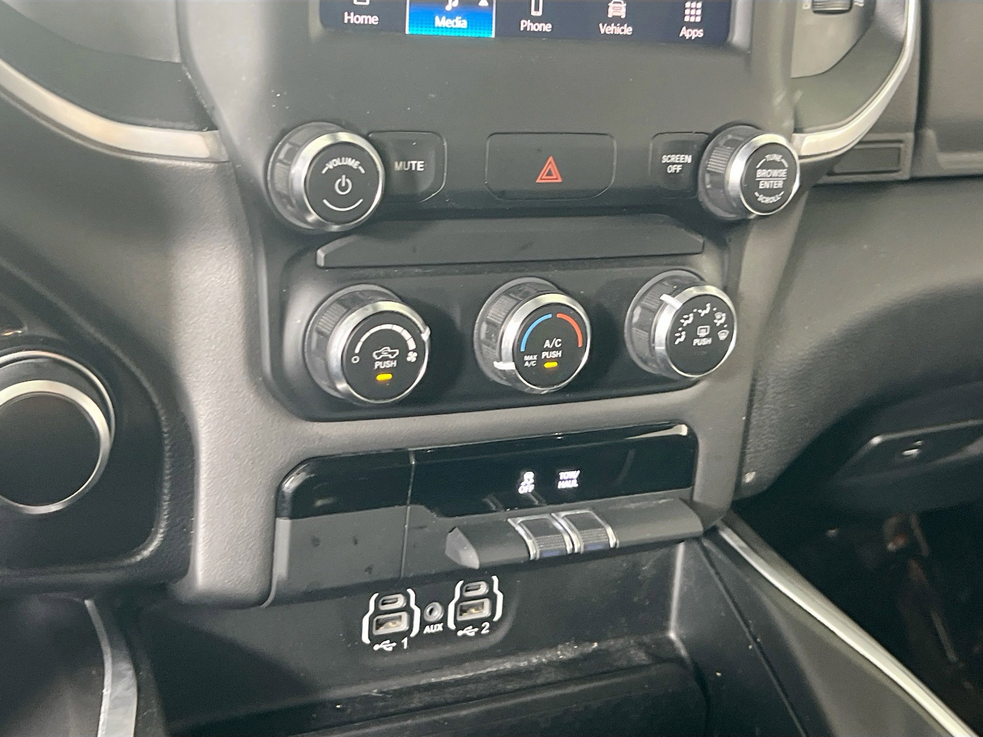 Used 2022 RAM 1500 Big Horn image 15