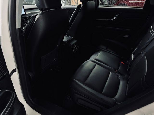 Used 2022 Lincoln Corsair AWD w/ Equipment Group 101A image 22