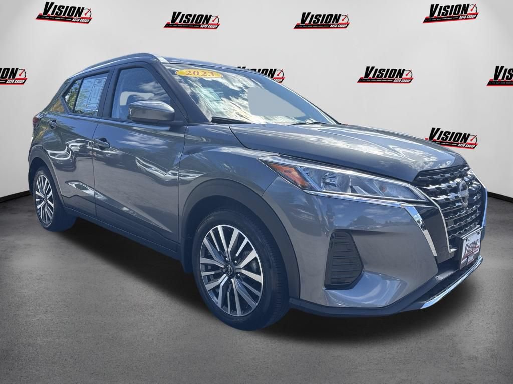Certified 2023 Nissan Kicks SV FWD image 3