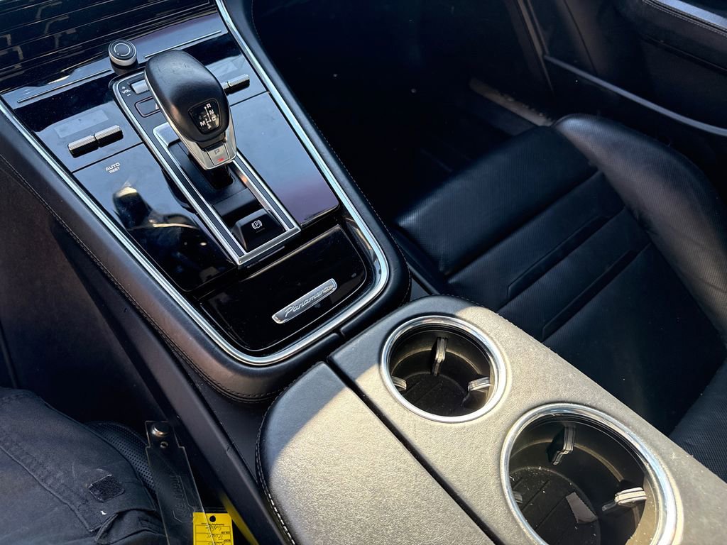 Used 2020 Porsche Panamera 4S image 17