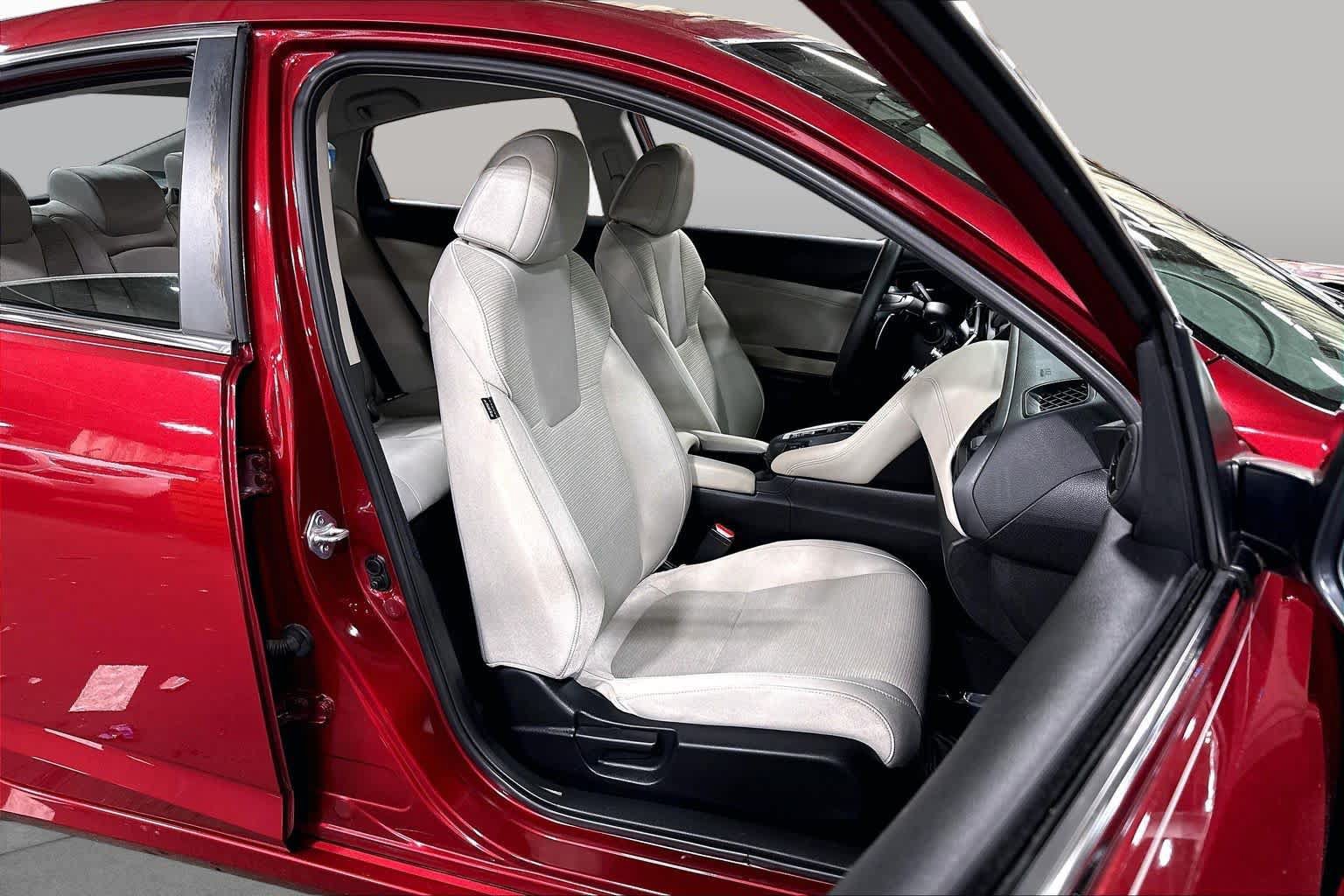 Used 2021 Honda Insight EX image 9