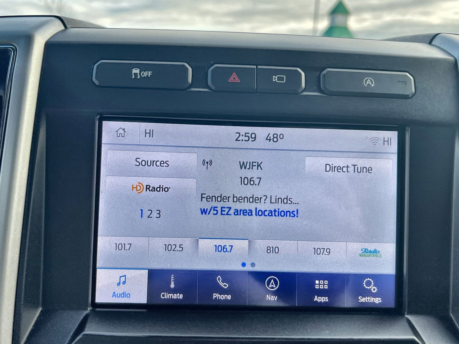 Used 2020 Ford F150 Lariat w/ Equipment Group 502A Luxury image 18