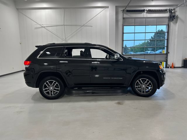 Used 2018 Jeep Grand Cherokee Limited AWD/4WD image 4