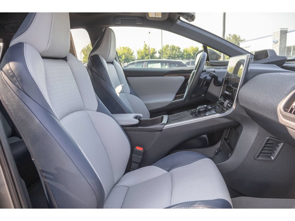 Certified 2023 Subaru Solterra AWD image 11
