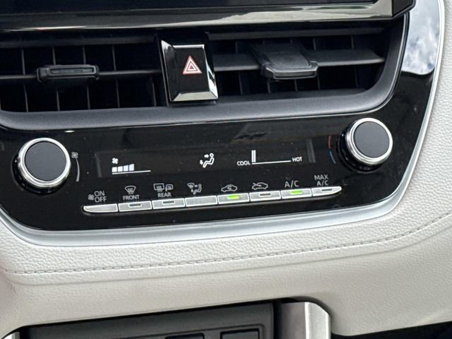 Used 2023 Toyota Corolla Cross L image 21