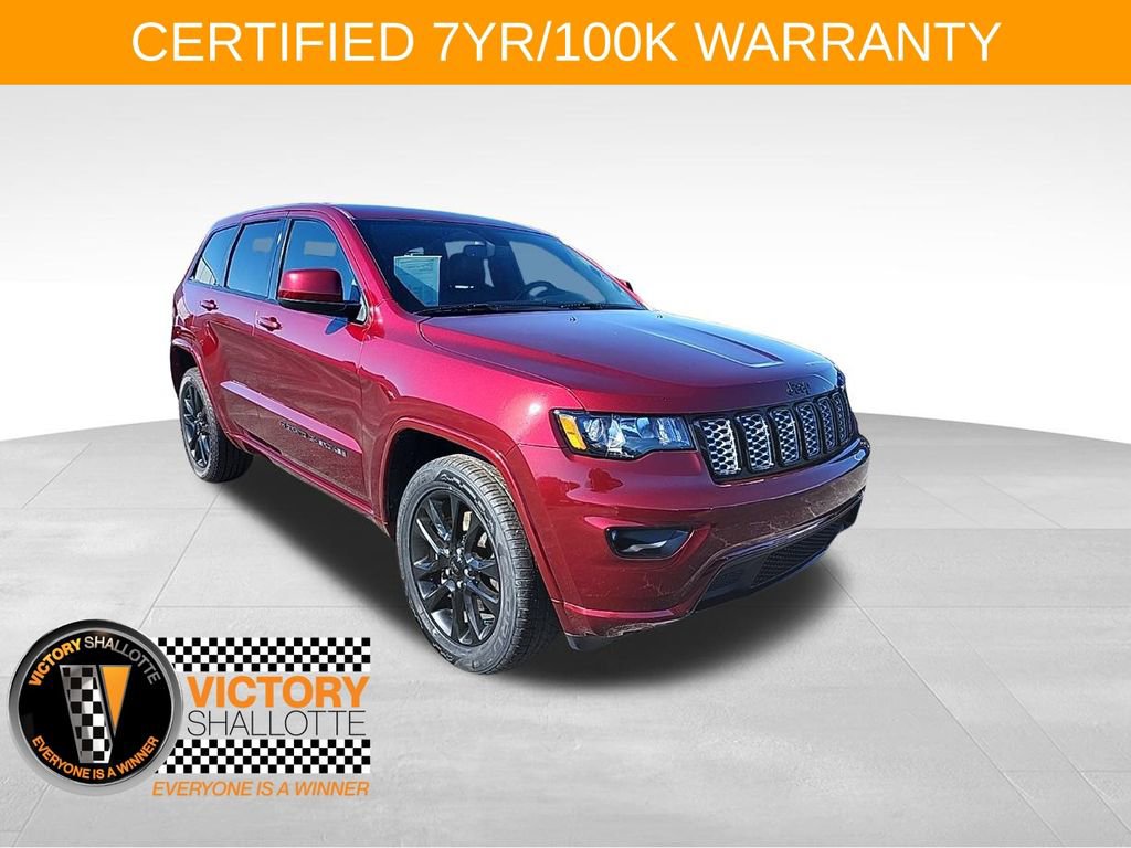 Certified 2022 Jeep Grand Cherokee Laredo X image 1