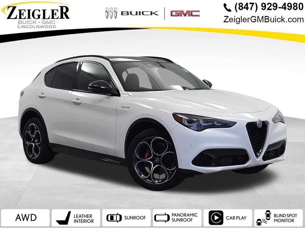 Used 2024 Alfa Romeo Stelvio Veloce image 1