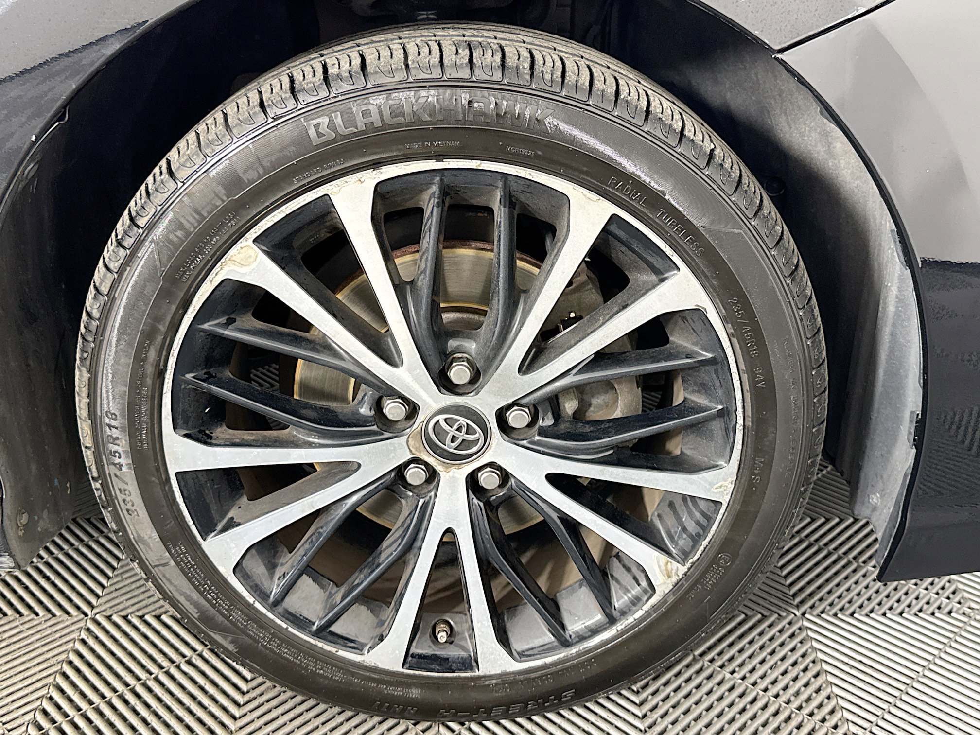 Used 2019 Toyota Camry SE FWD image 30
