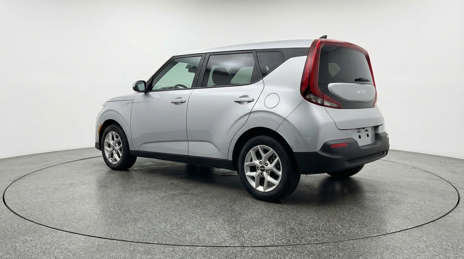 Used 2025 Kia Soul LX w/ LX Technology Package FWD image 6