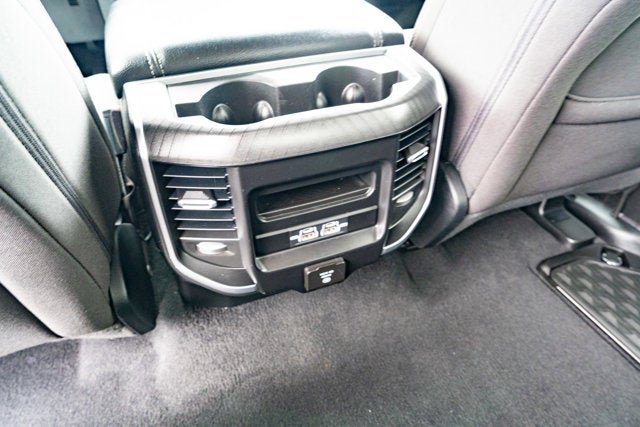 Used 2025 RAM 1500 Big Horn AWD/4WD image 32