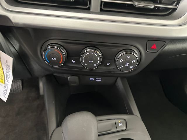 Used 2026 Chevrolet Trax RS w/ Driver Confidence Package FWD image 23