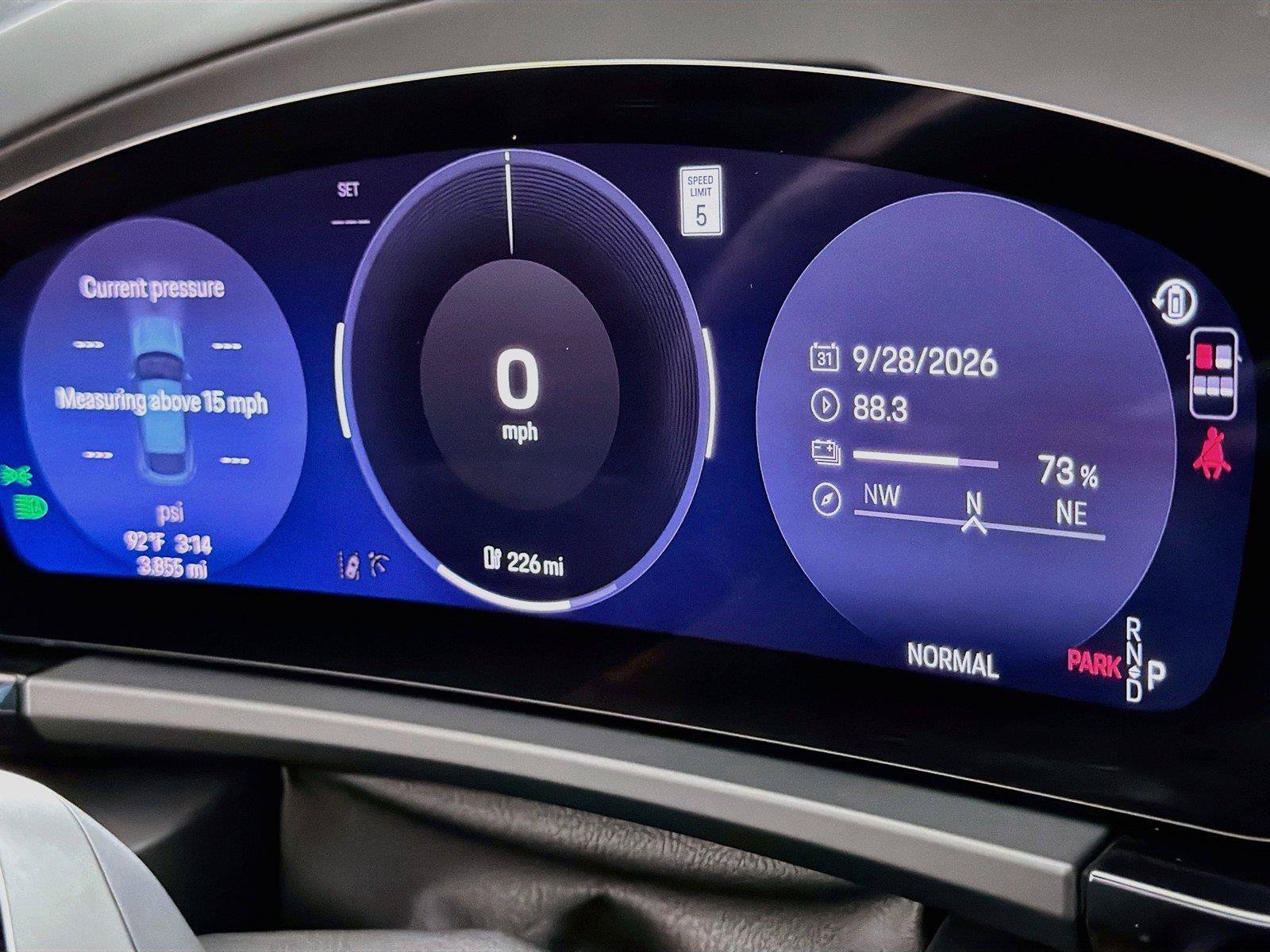 Certified 2026 Porsche Macan Electric RWD image 19