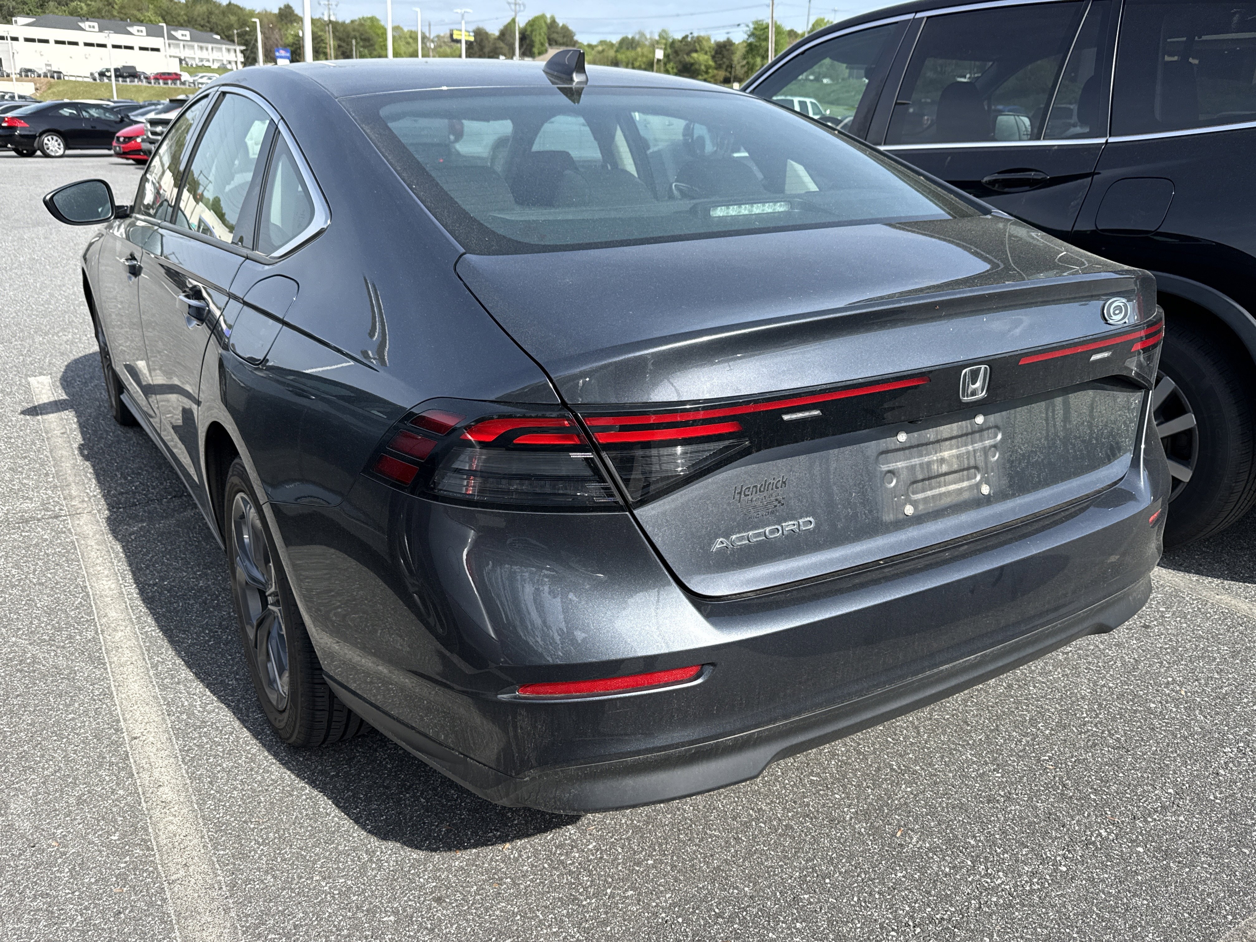 Used 2023 Honda Accord EX image 8