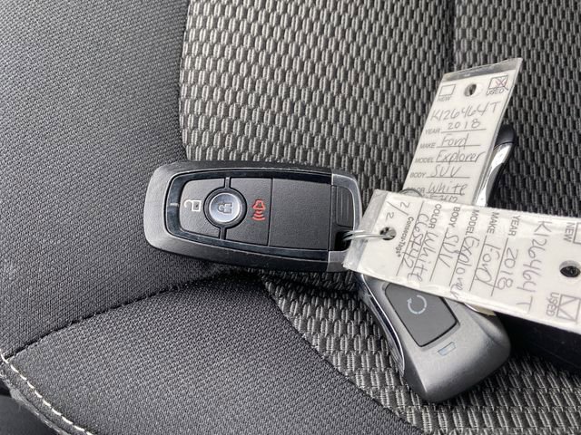 Used 2018 Ford Explorer XLT image 23