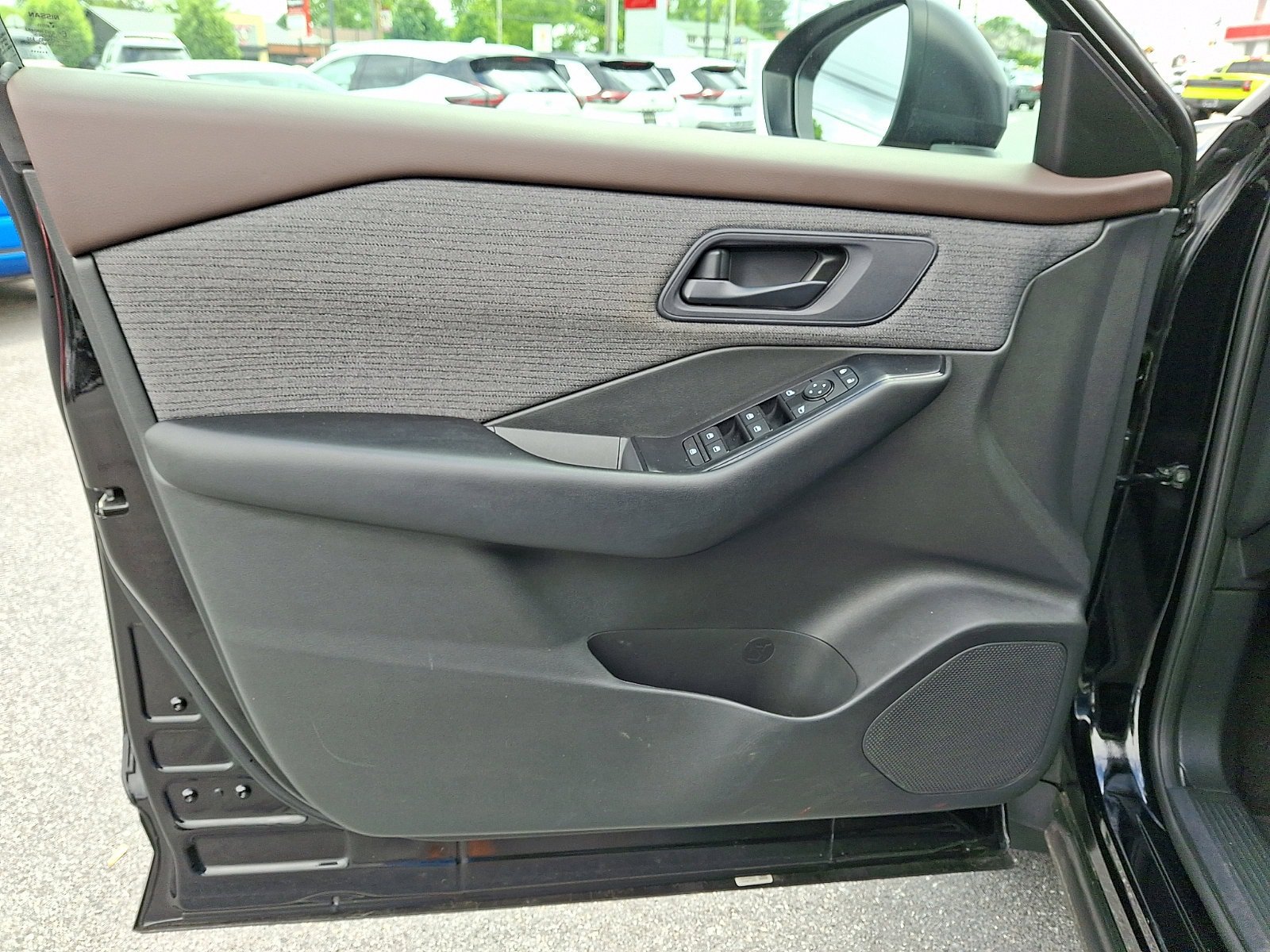 Certified 2023 Nissan Rogue S AWD/4WD image 13