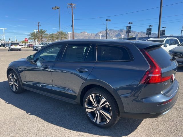 New 2026 Volvo V60 B5 Cross Country Plus w/ Climate Package image 6
