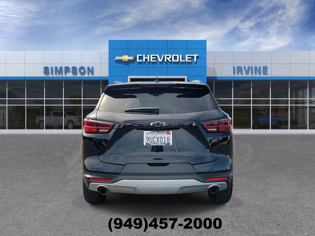 Used 2025 Chevrolet Blazer LT w/ Convenience Package image 7