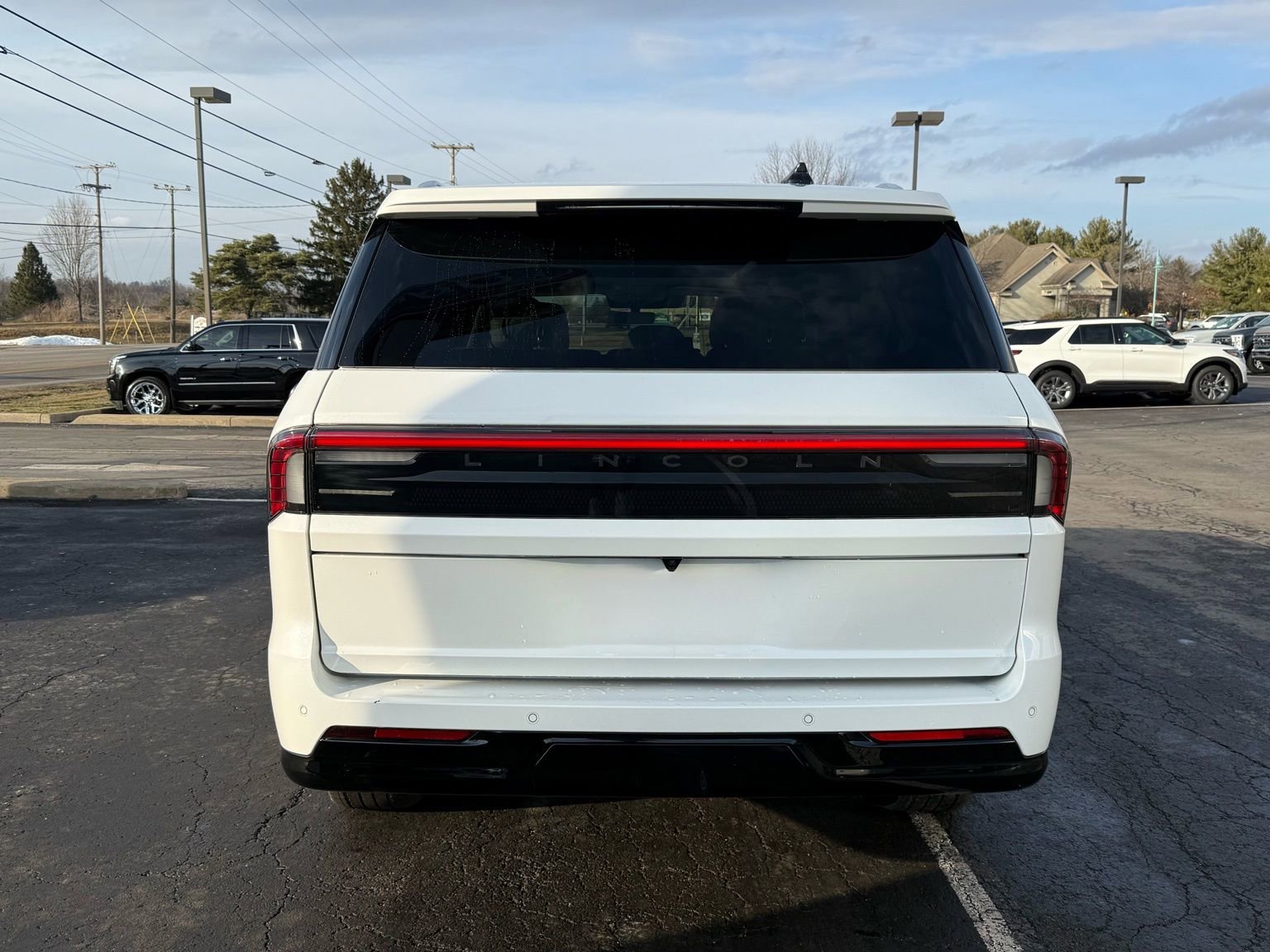 Used 2025 Lincoln Navigator L Reserve image 14