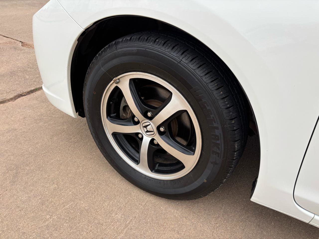 Used 2015 Honda Civic SE image 21