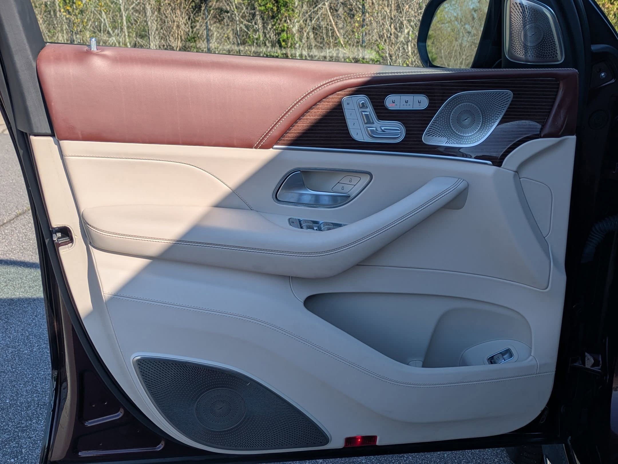 Used 2022 Mercedes-Benz Maybach GLS 600 4MATIC image 20