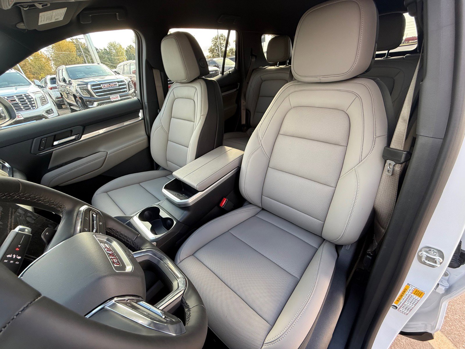 New 2026 GMC Terrain Elevation w/ Elevation Premium Package AWD/4WD image 10