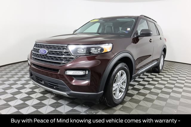 Certified 2022 Ford Explorer XLT w/ Equipment Group 202A image 9