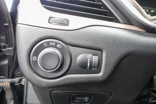 Used 2017 Jeep Cherokee Sport image 16