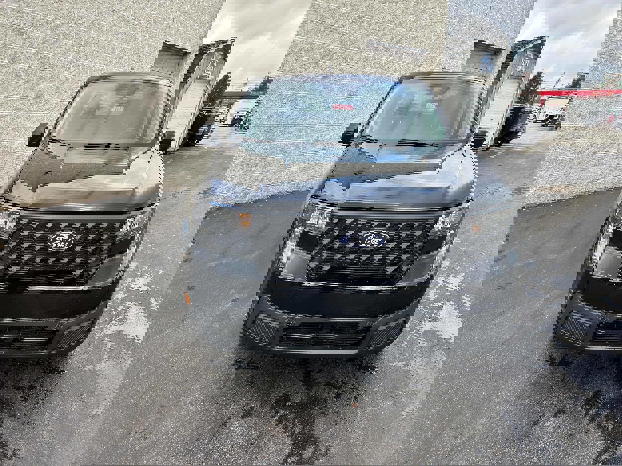 New 2025 Ford Maverick XL w/ Equipment Group 101A image 17